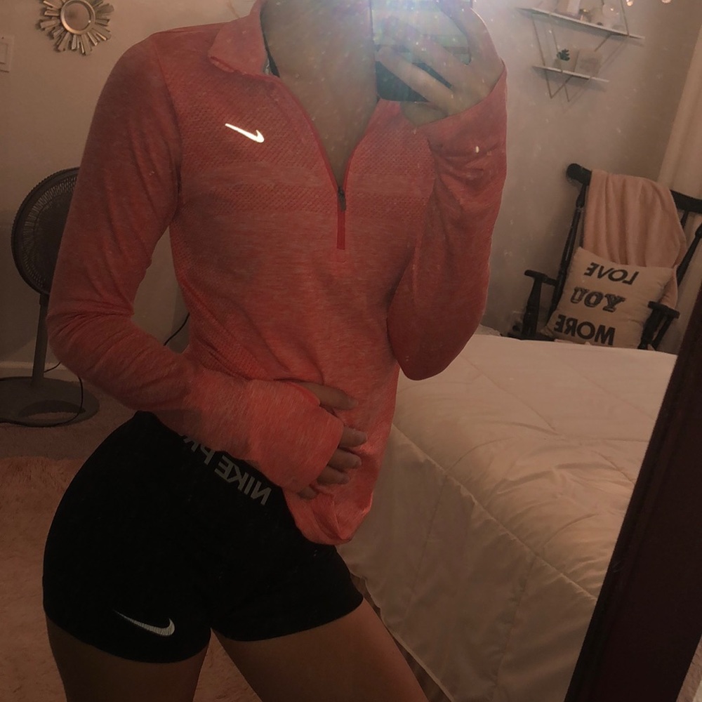 Nike Dri-Fit Jacket - Picture 4 of 4